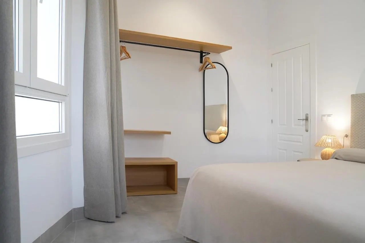 Casa De La Vega Suites Chiclana de la Frontera Apartahotel