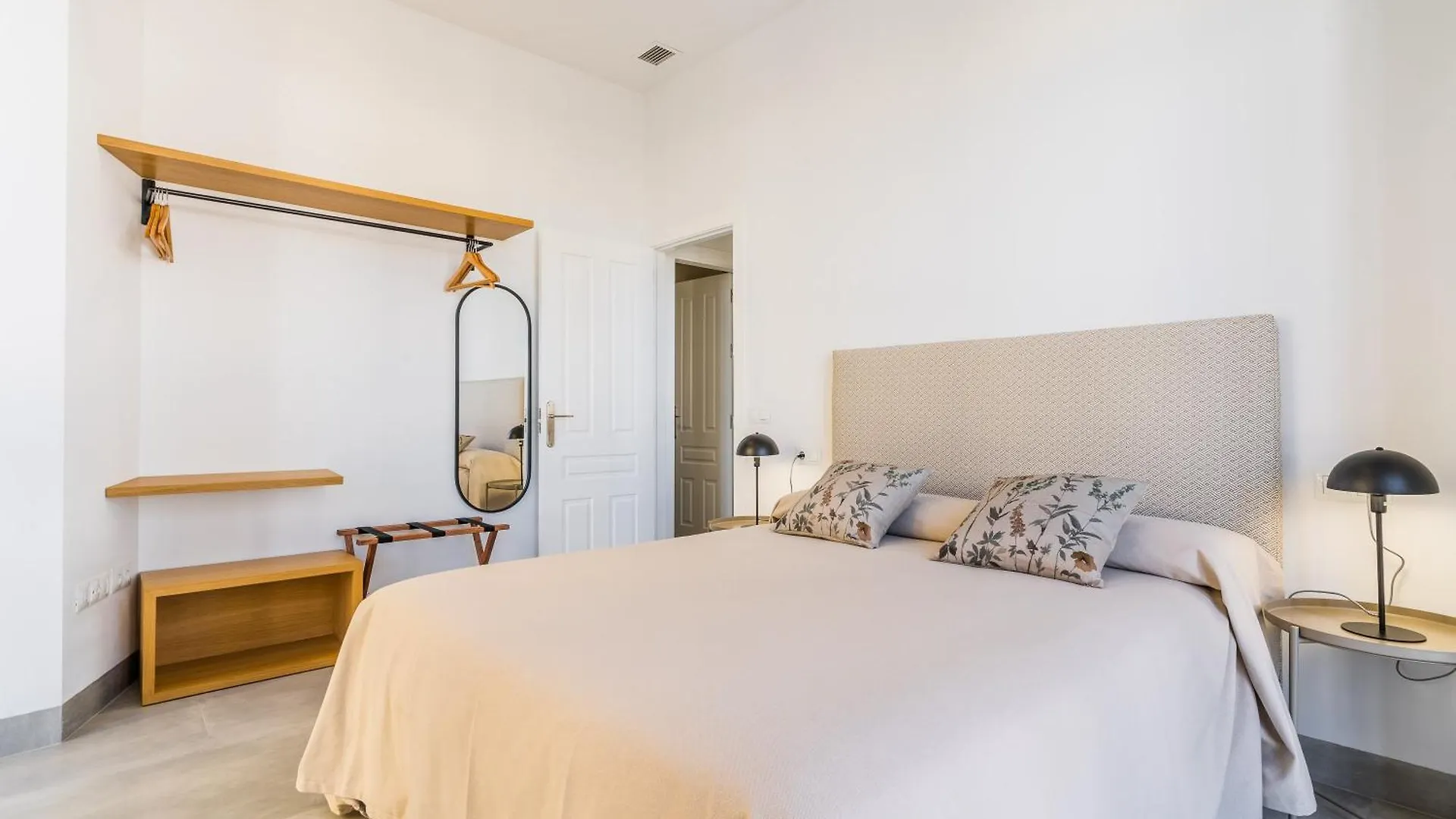 Casa De La Vega Suites Chiclana de la Frontera 0*,